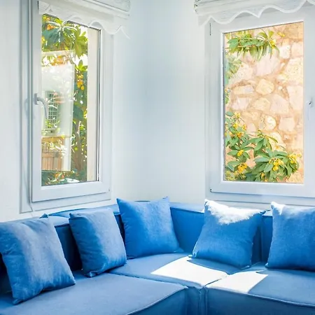 Westcoast 2-bedroom Townhouse Located Heart Of Old Town كالكان