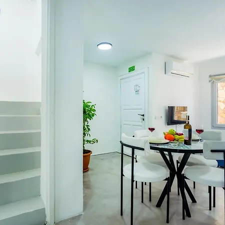 بيت للعطل Westcoast 2-bedroom Townhouse Located Heart Of Old Town كالكان