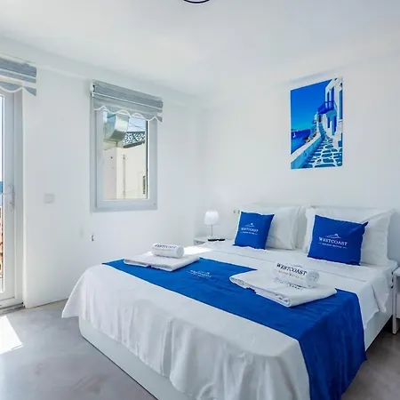 Westcoast 2-bedroom Townhouse Located Heart Of Old Town *